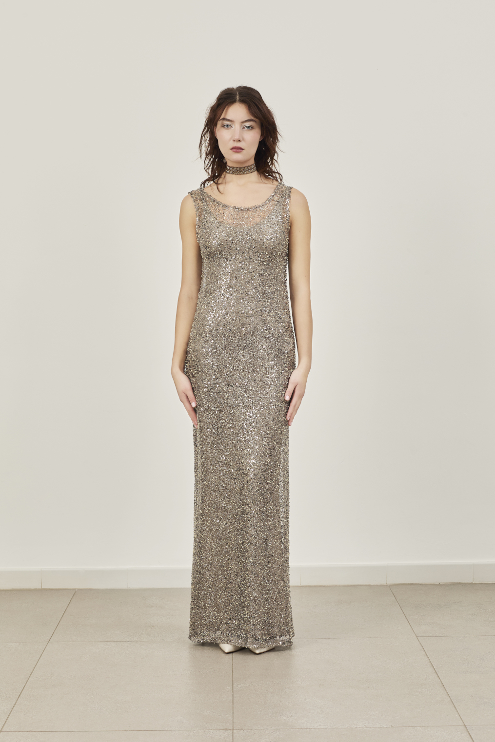 ABITO  TULLE CON PERLE E PAILLETTE