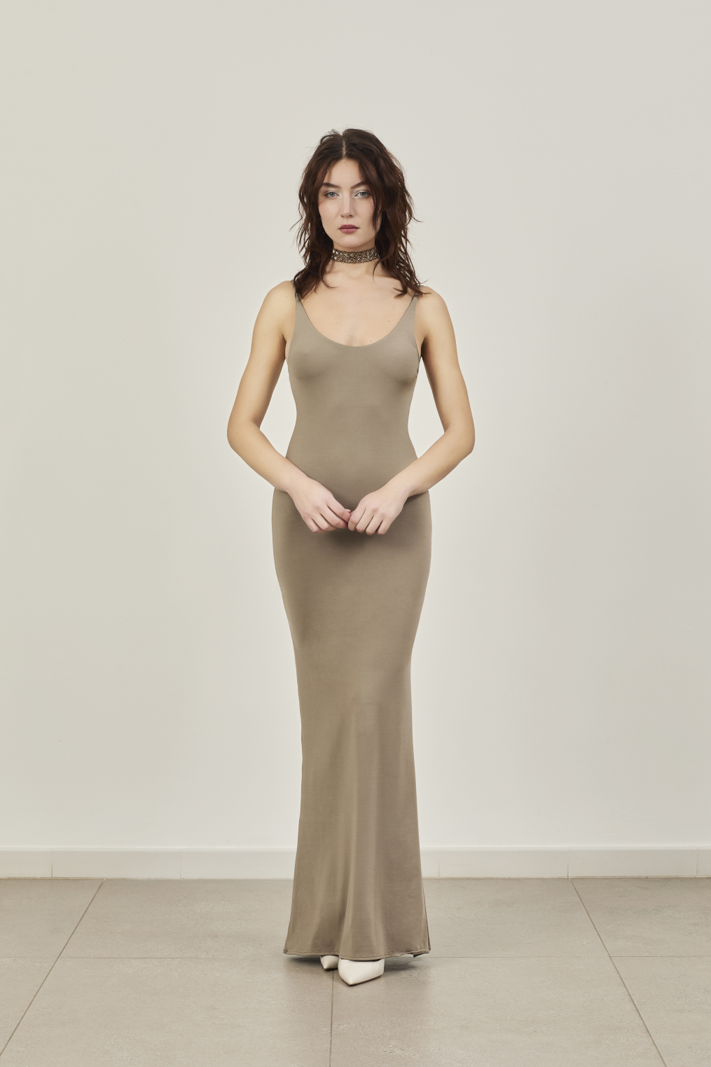 ABITO  TULLE CON PERLE E PAILLETTE